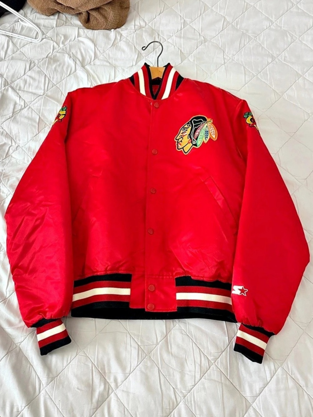 Chicago Blackhawks Vintage Satin Starter Jacket NHL Sz L Excellent condition